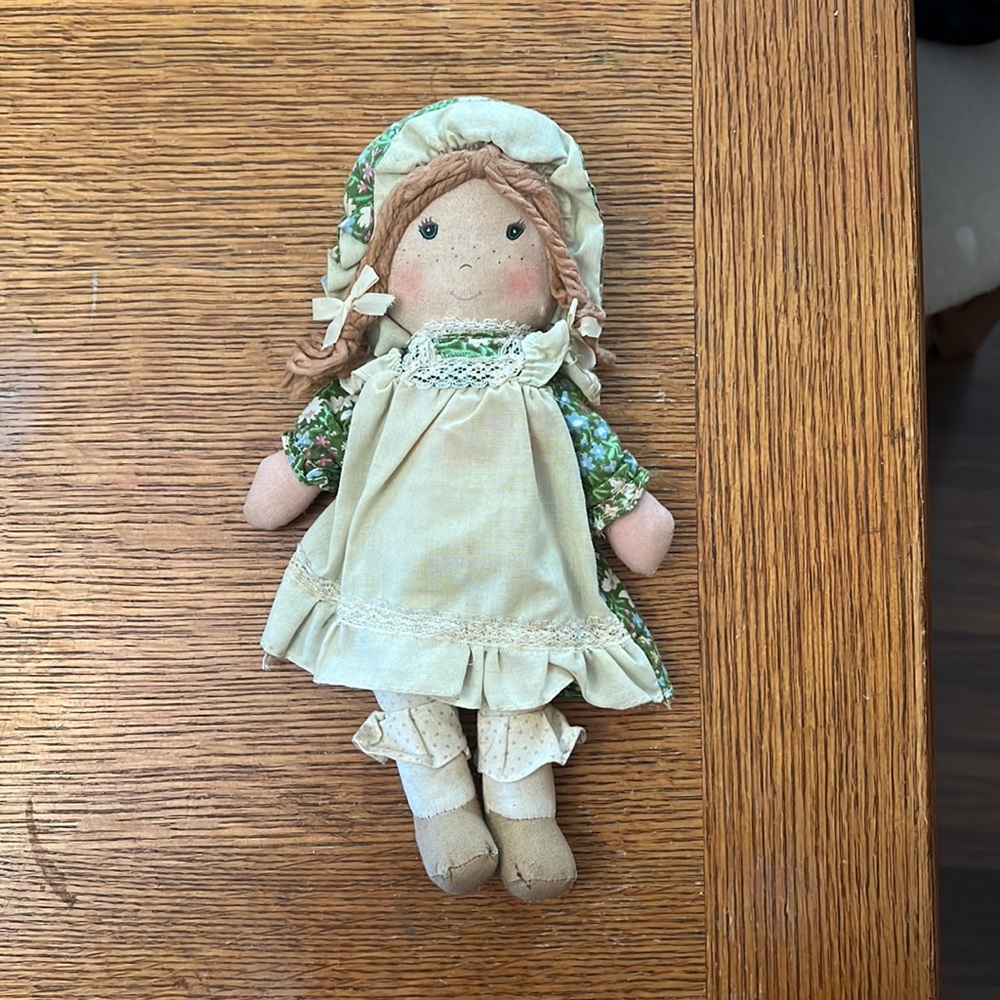 Holly Hobbie’s Friend Amy from Knickerbocker